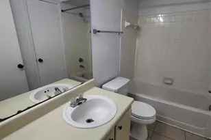 2866 S University Dr, Davie, FL 33328 - Photo 21