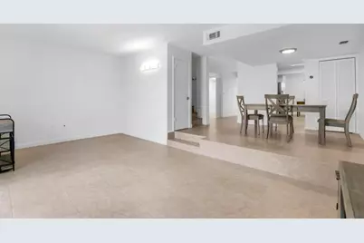 3827 NE 166th St, North Miami Beach, FL 33160 - Photo 11