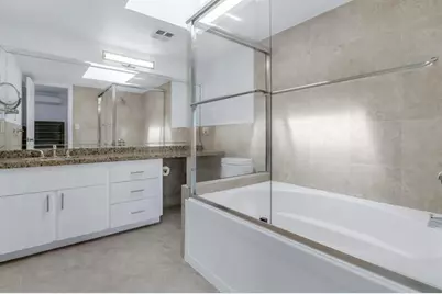 3827 NE 166th St, North Miami Beach, FL 33160 - Photo 23