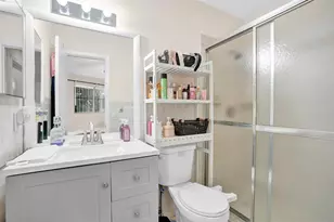 9851 Riverside Dr, Coral Springs, FL 33071 - Photo 19