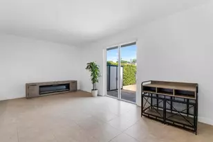 3827 NE 166th St, North Miami Beach, FL 33160 - Photo 13