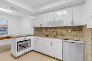 3827 NE 166th St, North Miami Beach, FL 33160 - Photo 9