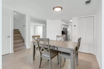 3827 NE 166th St, North Miami Beach, FL 33160 - Photo 5