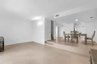 3827 NE 166th St, North Miami Beach, FL 33160 - Photo 11