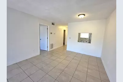 2800 NW 56th Ave, Unit #D402, Lauderhill, FL 33313 - Photo 3