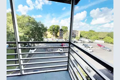 2800 NW 56th Ave, Unit #D402, Lauderhill, FL 33313 - Photo 11