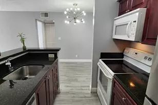 2736 S University Dr, Davie, FL 33328 - Photo 7