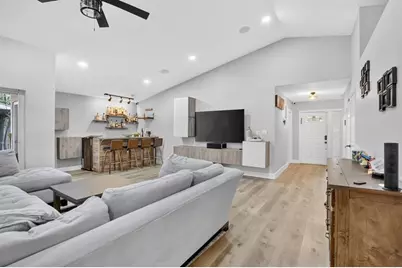 1051 NW 124th Ter, Sunrise, FL 33323 - Photo 23