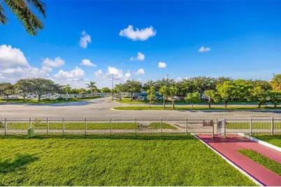 505 NW 177th St, Unit #210, Miami, FL 33169 - Photo 13