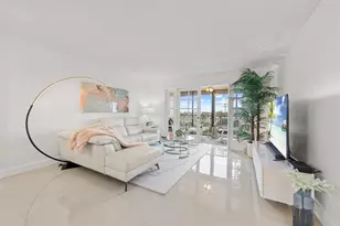 2202 S Cypress Bend Dr, Pompano Beach, FL 33069 - Photo 3