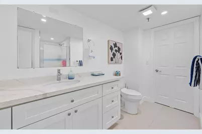 2202 S Cypress Bend Dr, Unit #606, Pompano Beach, FL 33069 - Photo 19