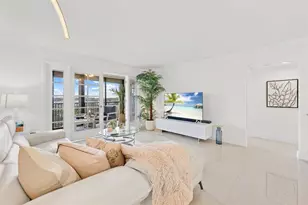 2202 S Cypress Bend Dr, Pompano Beach, FL 33069 - Photo 5