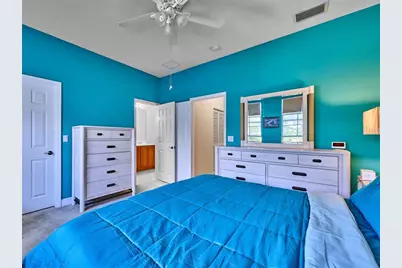 917 NW 18th Ave, Unit #N/A, Boca Raton, FL 33486 - Photo 17