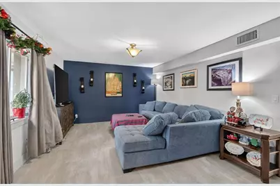 209  Wimbledon Lake Dr, Unit #209, Plantation, FL 33324 - Photo 11