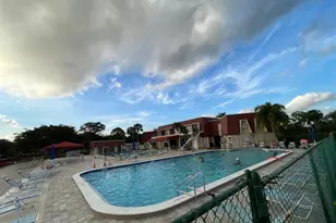 127 Amherst Ln, Lake Worth, FL 33467 - Photo 15