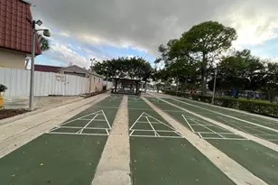 127 Amherst Ln, Lake Worth, FL 33467 - Photo 17