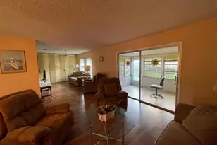 127 Amherst Ln, Lake Worth, FL 33467 - Photo 3