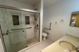 127 Amherst Ln, Lake Worth, FL 33467 - Photo 9