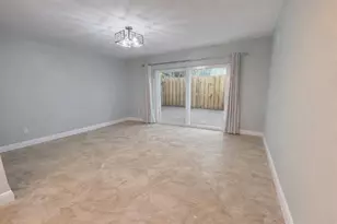 809 W Oakland Park Blvd, Oakland Park, FL 33311 - Photo 3