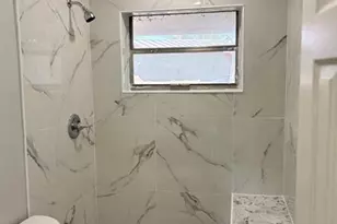 268 NE 41st St, Oakland Park, FL 33334 - Photo 11