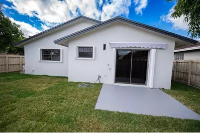 110 NW 6th Ave, Dania Beach, FL 33004 - Photo 15