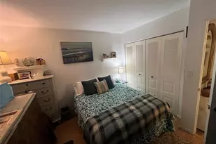 9520 Seagrape Dr, Davie, FL 33324 - Photo 13