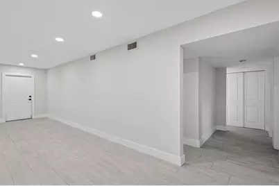 1339 NE 4 Ave, Unit #Upstairs, Fort Lauderdale, FL 33304 - Photo 7