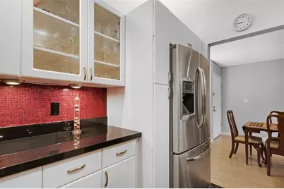 1940 NE 2nd Ave, Unit #J218, Wilton Manors, FL 33305 - Photo 11