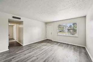 913 SE 8th St, Stuart, FL 34994 - Photo 7