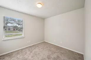 913 SE 8th St, Stuart, FL 34994 - Photo 15