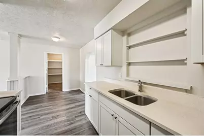 913 SE 8th St, Stuart, FL 34994 - Photo 11