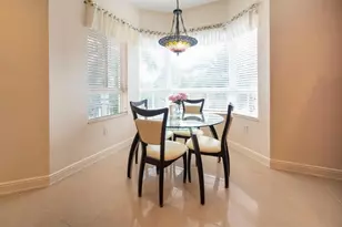 16101 Emerald Estates Dr, Weston, FL 33331 - Photo 5