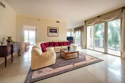 16101  Emerald Estates Dr, Unit #457, Weston, FL 33331 - Photo 13