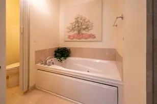 16101 Emerald Estates Dr, Weston, FL 33331 - Photo 7