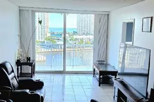 121 Golden Isles Dr, Hallandale Beach, FL 33009 - Photo 3