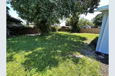 5950 NW 42nd Ave, Lauderdale Lakes, FL 33319 - Photo 11