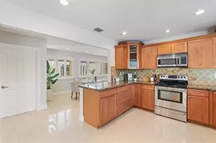 5841 NE 14th Terrace, Fort Lauderdale, FL 33334 - Photo 11