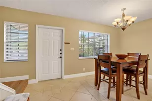2124 NE 9th Ave, Wilton Manors, FL 33305 - Photo 5