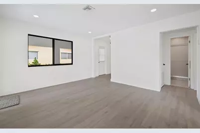 699 NE 40th St, Oakland Park, FL 33334 - Photo 15