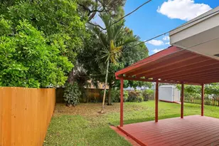 699 NE 40th St, Oakland Park, FL 33334 - Photo 13