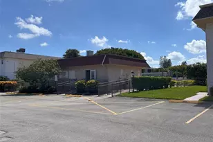 212 Oxford 400, West Palm Beach, FL 33417 - Photo 29