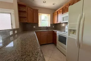 212 Oxford 400, West Palm Beach, FL 33417 - Photo 9