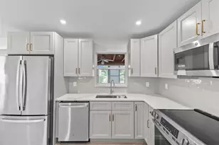 908 Lighthouse Dr, North Palm Beach, FL 33408 - Photo 3