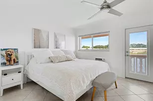 901 SW 11th Ave, Hallandale Beach, FL 33009 - Photo 25