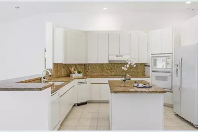 2698  Cypress Ln, Weston, FL 33332 - Photo 11