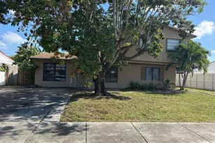 1390 SW 49th Terrace, Fort Lauderdale, FL 33317 - Photo 3