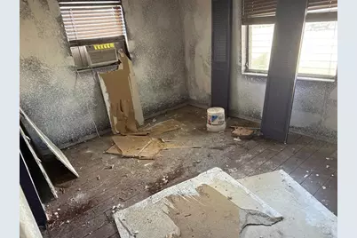 1390 SW 49th Ter, Fort Lauderdale, FL 33317 - Photo 13