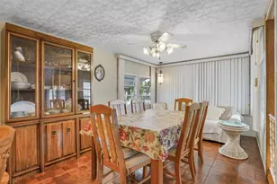 8573 SW 16th St, Davie, FL 33324 - Photo 5