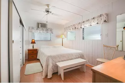 8573 SW 16th St, Davie, FL 33324 - Photo 7