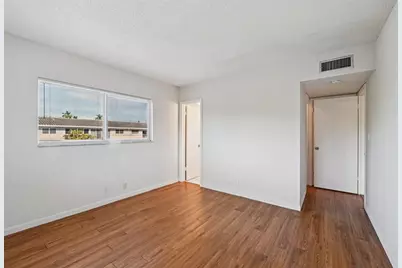 1400 NE 54th St, Unit #208, Fort Lauderdale, FL 33334 - Photo 13